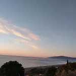 Gr *